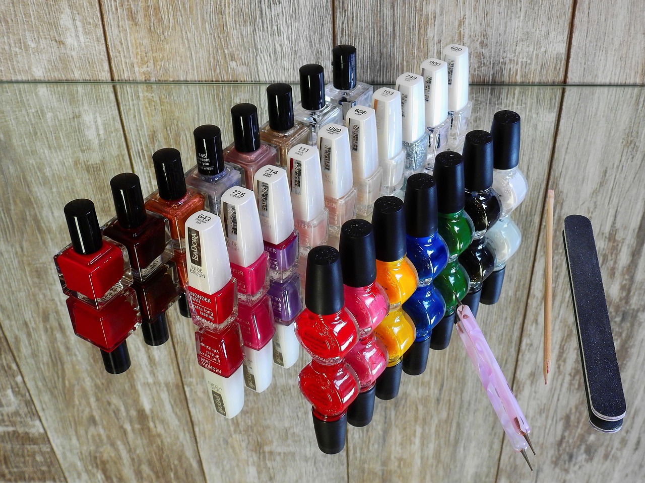 Cozy Cuticle Nails studio interior
